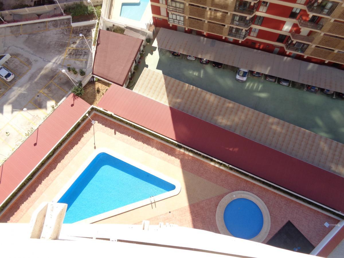 Edificio Playa De Oro Apartment กัลเป ภายนอก รูปภาพ