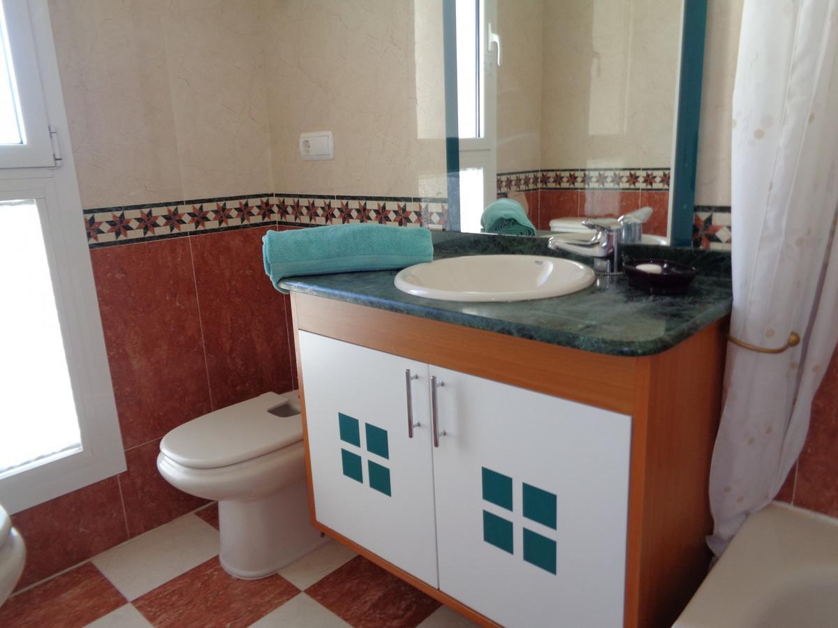 Edificio Playa De Oro Apartment กัลเป ภายนอก รูปภาพ
