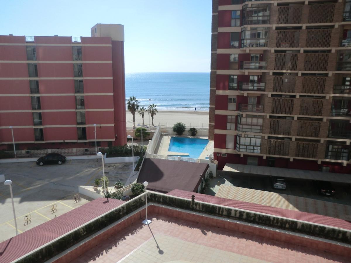 Edificio Playa De Oro Apartment กัลเป ภายนอก รูปภาพ